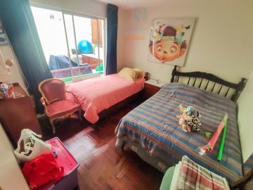 A UN PASO DE AV. LA MAR  - Casa como terreno en Pueblo Libre - zona residencial