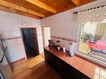 HERMOSA CASA INDEPENDIENTE. CERCA DE LA ESTACIÓN PEÑABLANCA