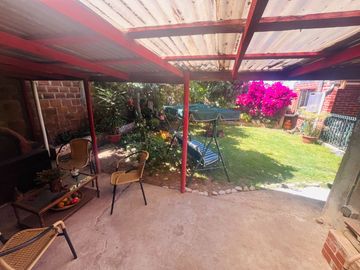 HERMOSA CASA INDEPENDIENTE. CERCA DE LA ESTACIÓN PEÑABLANCA