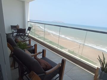 VENDO HERMOSO DEPARTAMENTO BALCON VISTA AL MAR -MAGDALENA