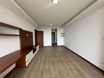 DEPARTAMENTO DE VENTA, sector Nayón