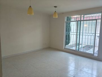 EN VENTA CASA DE DOS PLANTAS  FRACC. POLANCO EN LA COL. LA MORENA, TULANCINGO HGO