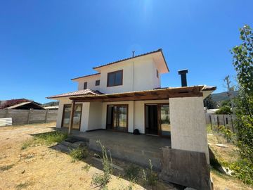 Gran casa en Olmué