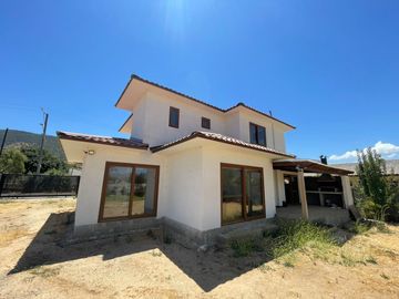 Gran casa en Olmué