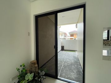 READY FOR OCCUPANCY UNIT IN IMUS CAVITE!