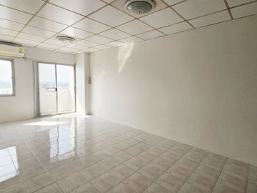 88847 - ขายคอนโดมาเจสติก ทาวเวอร์ (Majestic Tower) ซอยวัดกำแพง