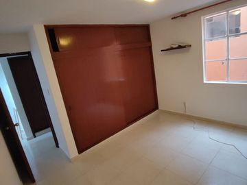 REMATO DUPLEX  2DO PISO + AIRES FRENTE A PARQUE - LOMA UMBROSA SANTIAGO DE SURCO