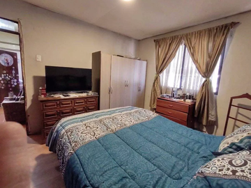 Gran Casa Regularizada, 6d/2b, 456m2 Terreno, Metro Observa.