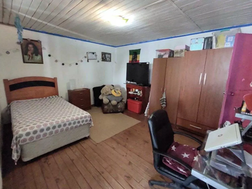Gran Casa Regularizada, 6d/2b, 456m2 Terreno, Metro Observa.