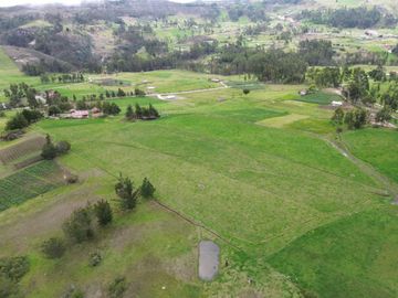 Hacienda Ganadera en Nabón en Venta