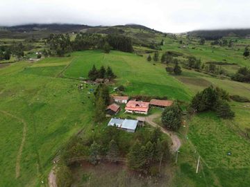 Hacienda Ganadera en Nabón en Venta