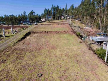 SE VENDE TERRENO EN JAVIER LOYOLA - AZOGUES