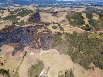 PROPIEDAD EN VENTA EN VICTORIA DEL PORTETE 2.8HA.