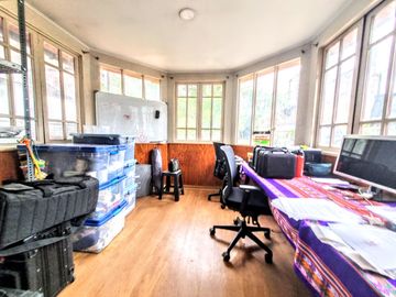Casa Sólida De 2 Pisos, 4d/3b, 767 M2 De Terreno, San Miguel