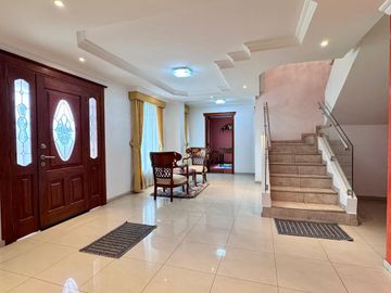 ¡Se vende espectacular departamento dúplex en Ponceano! 🏡✨
