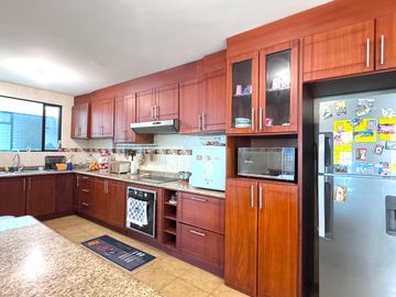 ¡Se vende espectacular departamento dúplex en Ponceano! 🏡✨