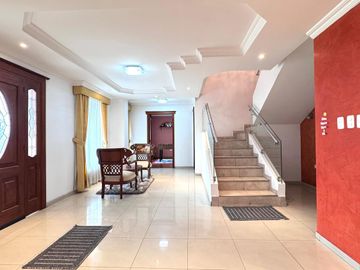 ¡Se vende espectacular departamento dúplex en Ponceano! 🏡✨