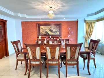 ¡Se vende espectacular departamento dúplex en Ponceano! 🏡✨