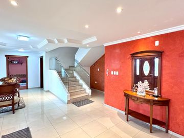 ¡Se vende espectacular departamento dúplex en Ponceano! 🏡✨