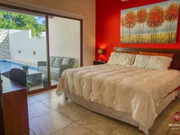 Casa con alberca y jardín cerca de la playa, venta, el Cielo, Playa del Carmen.