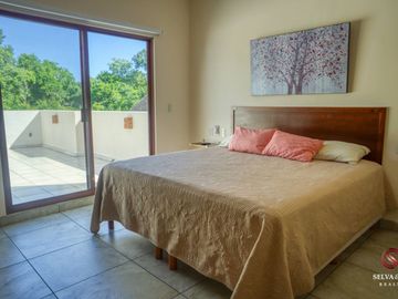 Casa con alberca y jardín cerca de la playa, venta, el Cielo, Playa del Carmen.
