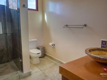 Casa con alberca y jardín cerca de la playa, venta, el Cielo, Playa del Carmen.