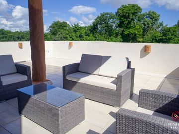 Casa con alberca y jardín cerca de la playa, venta, el Cielo, Playa del Carmen.
