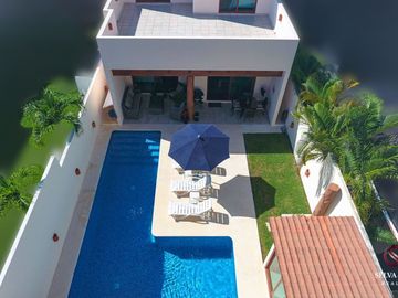 Casa con alberca y jardín cerca de la playa, venta, el Cielo, Playa del Carmen.