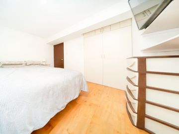 VENTA DE DEPARTAMENTO EN MAGDALENA LIMITE CON SAN ISIDRO