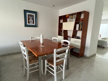 Lindo y practico departamento en Barranco, cerca al Malecón (AMOBLADO)