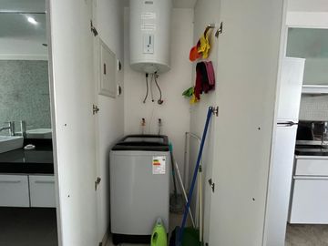 Lindo y practico departamento en Barranco, cerca al Malecón (AMOBLADO)