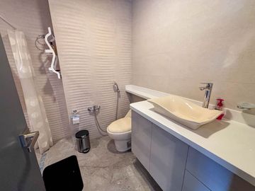 EN VENTA SUITE, con vista panoramica Sector Lumbisi (2 parqueaderos)