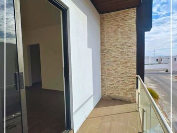 HERMOSA CASA NUEVA EN FRACCIONAMIENTO LOS OLIVOS