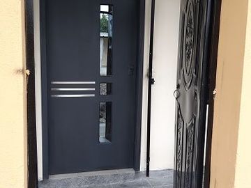 SE VENDE DE OPORTUNIDAD, CASA AMOBLADA + MINI DEPARTAMENTO 105 M2. DE CONST. SAN PABLO II - LA EMANUEL – LA CONCORDIA – SANTO DOMINGO - ECUADOR