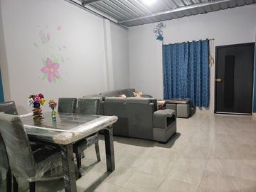 SE VENDE DE OPORTUNIDAD, CASA AMOBLADA + MINI DEPARTAMENTO 105 M2. DE CONST. SAN PABLO II - LA EMANUEL – LA CONCORDIA – SANTO DOMINGO - ECUADOR