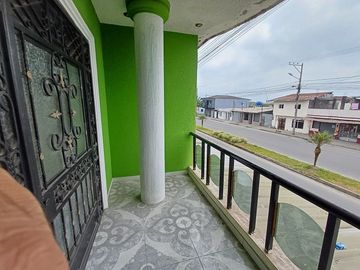 SE VENDE CASA RENTERA DE OPORTUNIDAD  2 BLOQUES, 440 M² EL PROLETARIADO - SANTO DOMINGO - ECUADOR