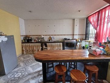 SE VENDE CASA RENTERA DE OPORTUNIDAD  2 BLOQUES, 440 M² EL PROLETARIADO - SANTO DOMINGO - ECUADOR