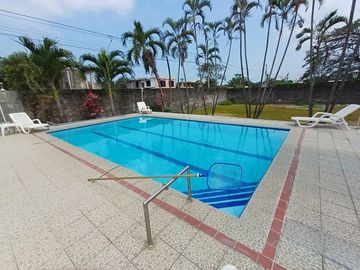 SE VENDE CASA VACACIONAL, TERRENO 950 M² TONSUPA - ATACAMES - ESMERALDAS - ECUADOR