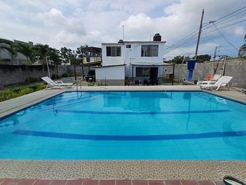 SE VENDE CASA VACACIONAL, TERRENO 950 M² TONSUPA - ATACAMES - ESMERALDAS - ECUADOR