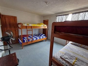 SE VENDE CASA VACACIONAL, TERRENO 950 M² TONSUPA - ATACAMES - ESMERALDAS - ECUADOR