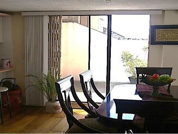 SE VENDE CASA DE OPORTUNIDAD 2 PLANTAS 317 M2. DE CONST. NORTE DE QUITO QUITO – PICHINCHA - ECUADOR