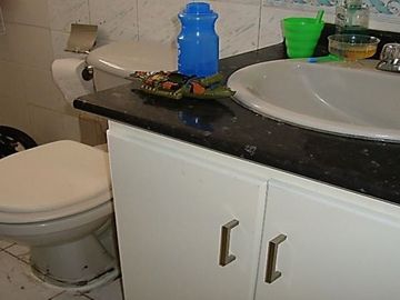 SE VENDE CASA DE OPORTUNIDAD 2 PLANTAS 317 M2. DE CONST. NORTE DE QUITO QUITO – PICHINCHA - ECUADOR
