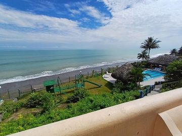 SE VENDE HERMOSO DEPARTAMENTO AMOBLADO 227 M2.  SAME – ATACAMES – ESMERALDAS – ECUADOR