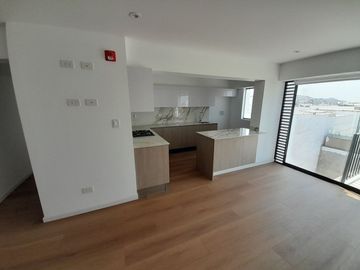 Venta Departamento duplex con terraza Chacarilla, Surco