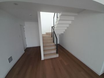 Venta Departamento duplex con terraza Chacarilla, Surco