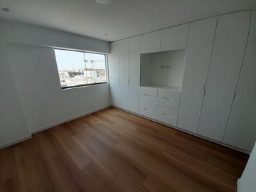 Venta Departamento duplex con terraza Chacarilla, Surco
