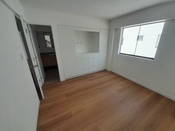 Venta Departamento duplex con terraza Chacarilla, Surco