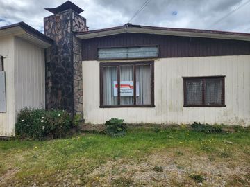 VENDO PROPIEDAD EN JUAN JOSE LATORRE N° 88 DE PUERTO CHACABUCO,  REGION DE AYSEN
