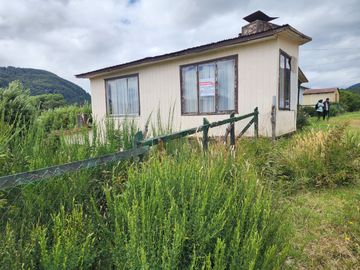 VENDO PROPIEDAD EN JUAN JOSE LATORRE N° 88 DE PUERTO CHACABUCO,  REGION DE AYSEN