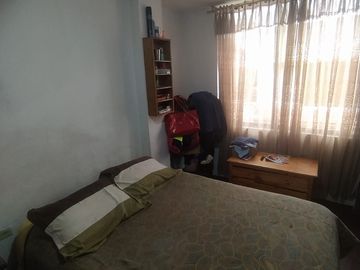 SE VENDE CASA DE TRES PLANTAS 289,24 M2.  TURUBAMBA ALTO – QUITO - PICHINCHA